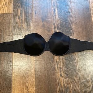 Victoria’s Secret strapless bra!